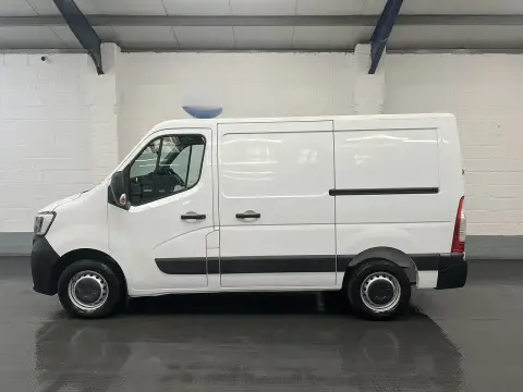 2023 Renault Master