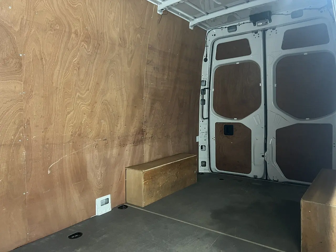 2023 Mercedes-Benz Sprinter, photo 2
