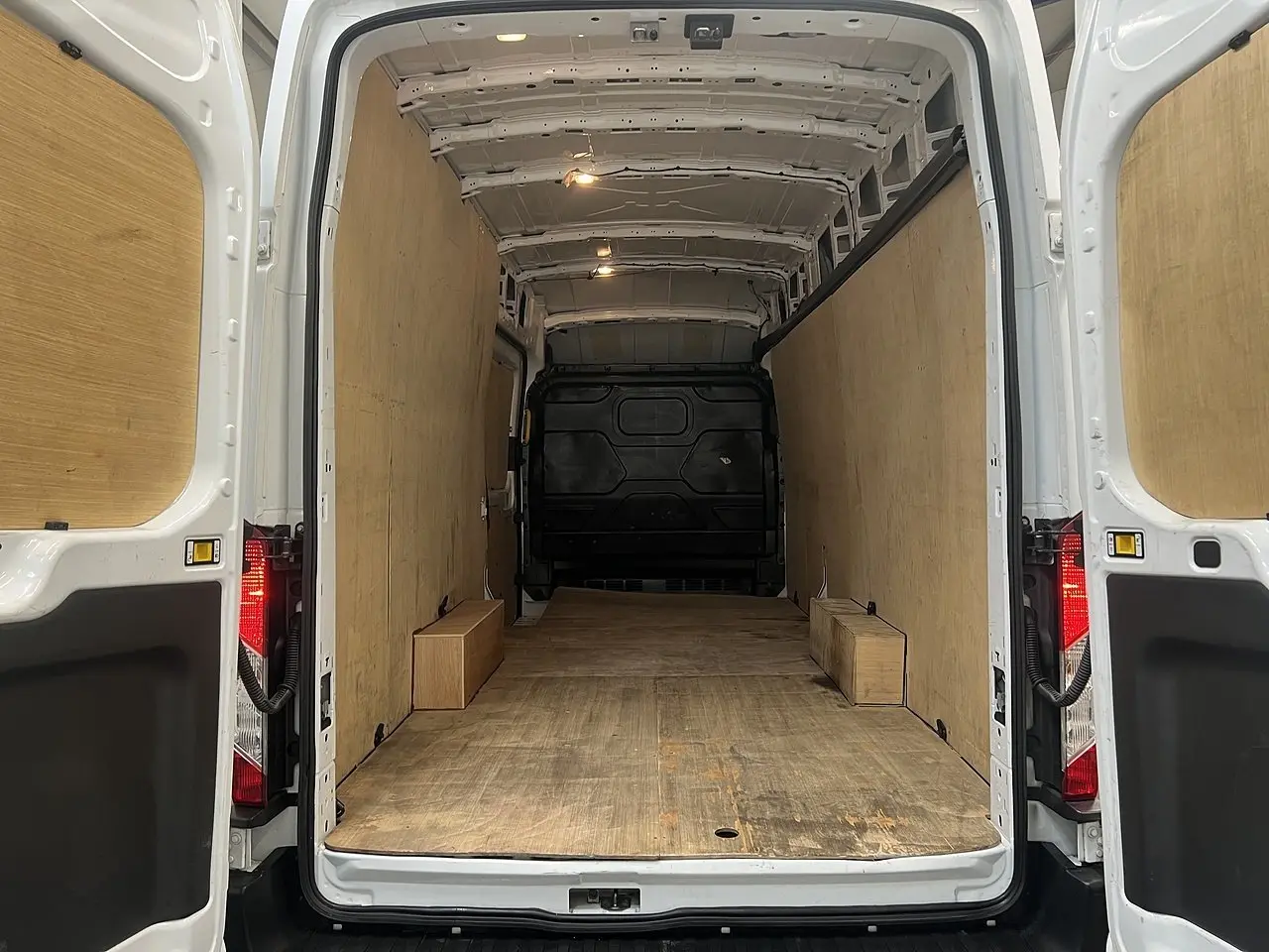 2023 Ford Transit, photo 3