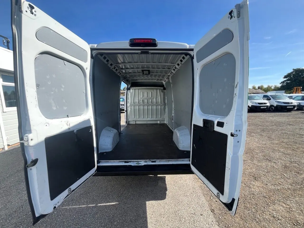2025 Toyota Proace Max, photo 3