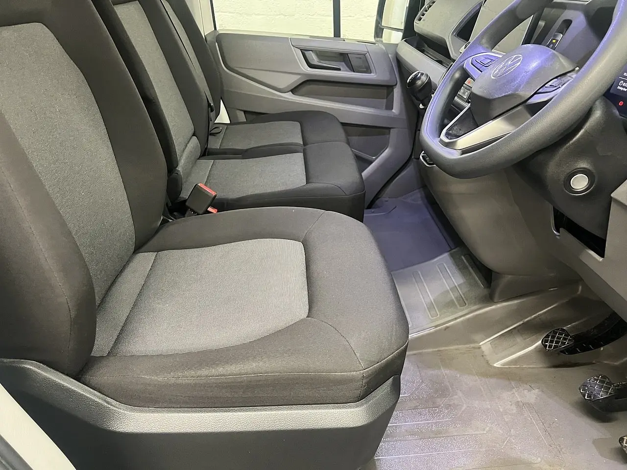 2025 Volkswagen Crafter, photo 6
