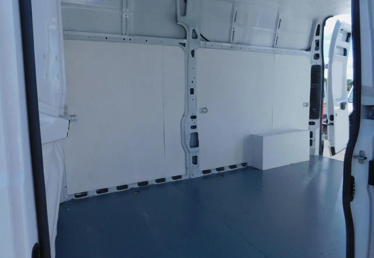 2023 Citroen Relay, photo 2