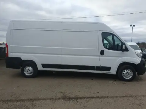 2022 Vauxhall Movano
