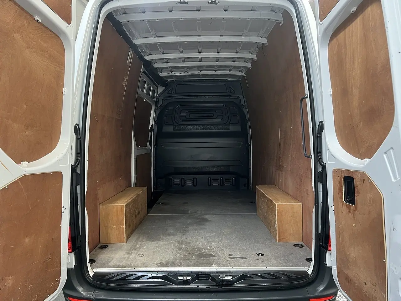 2023 Mercedes-Benz Sprinter, photo 3