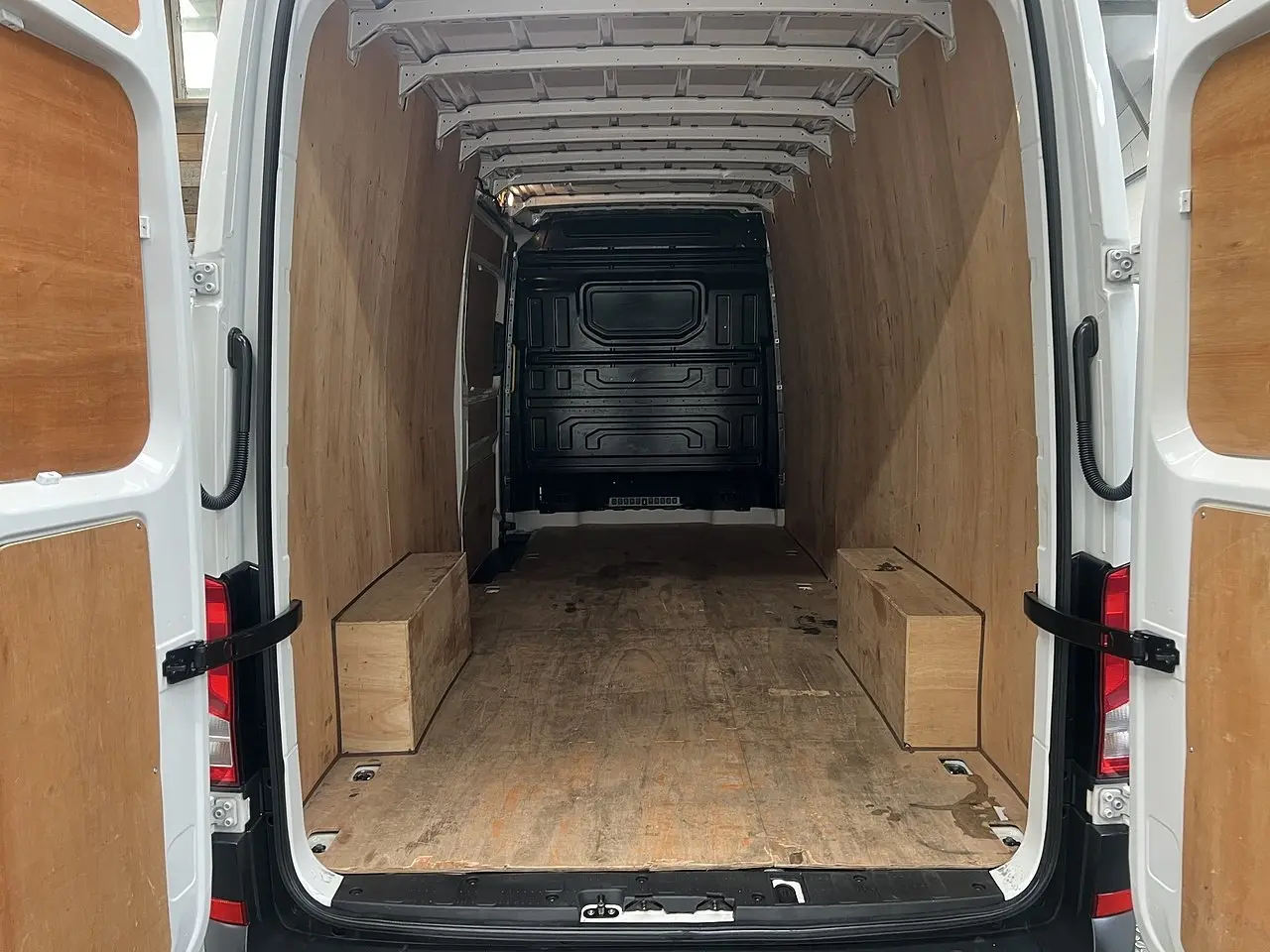 2024 Volkswagen Crafter, photo 3