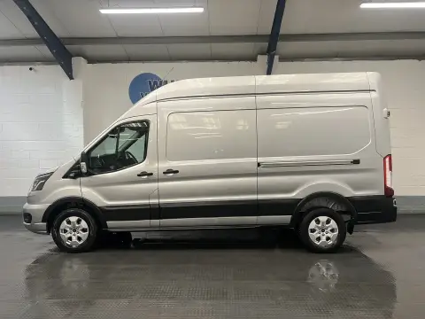 2025 Ford Transit