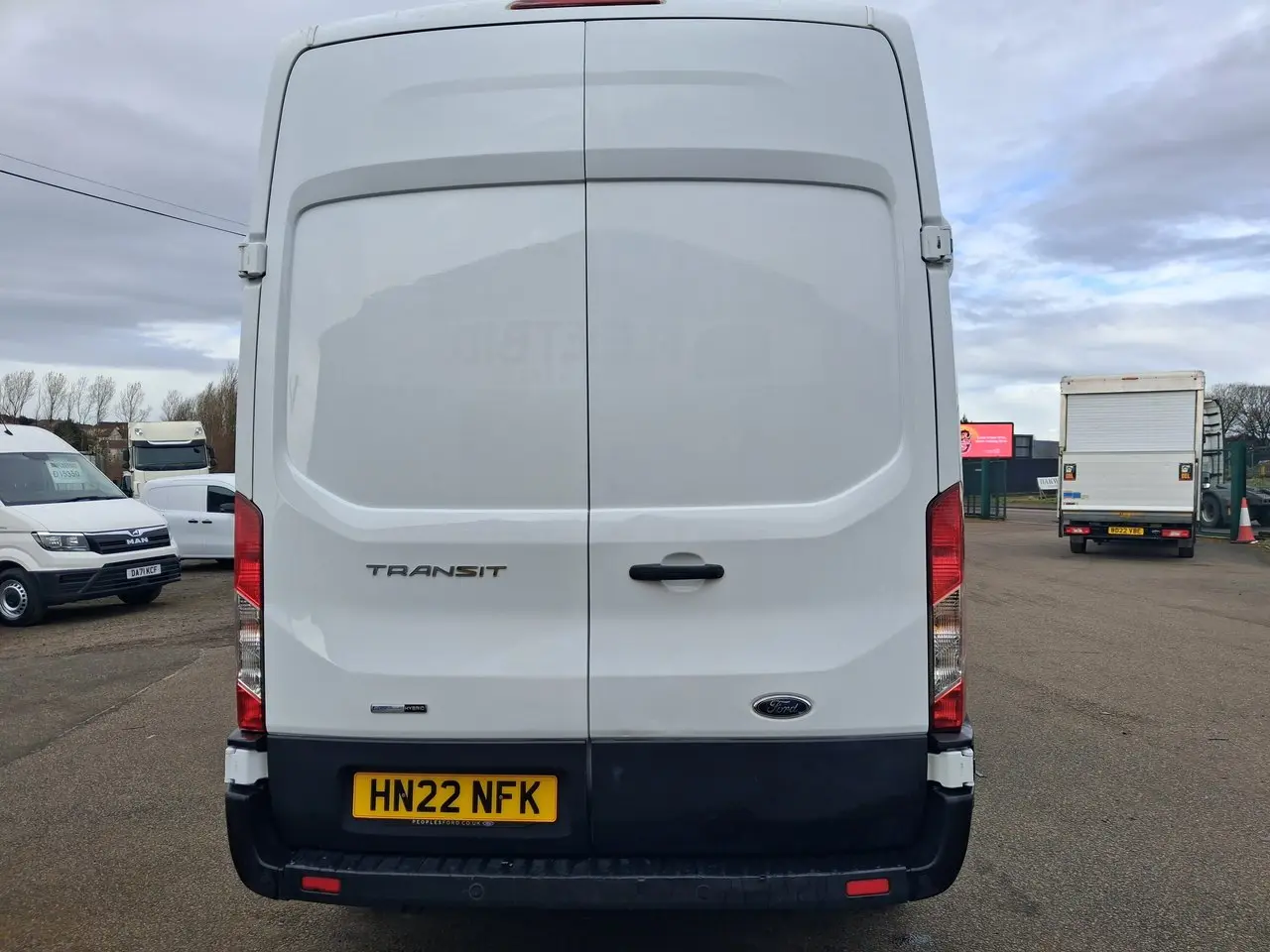2022 Ford Transit, photo 2