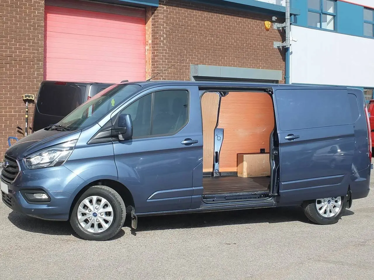 2023 Ford Transit Custom, photo 4