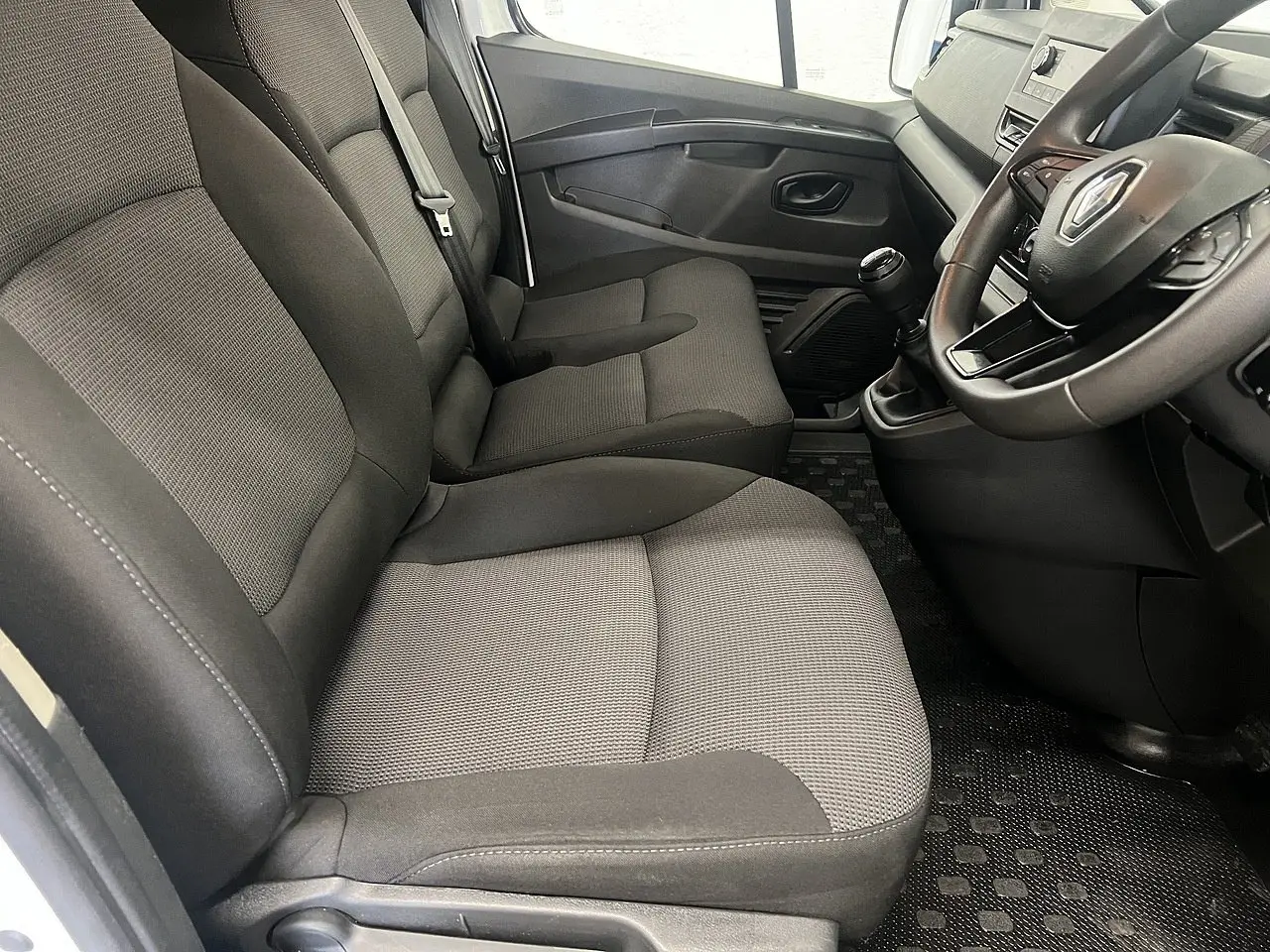 2022 Renault Trafic, photo 6