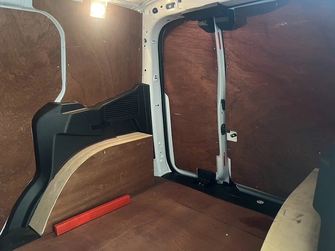 2021 Ford Transit Courier, photo 2