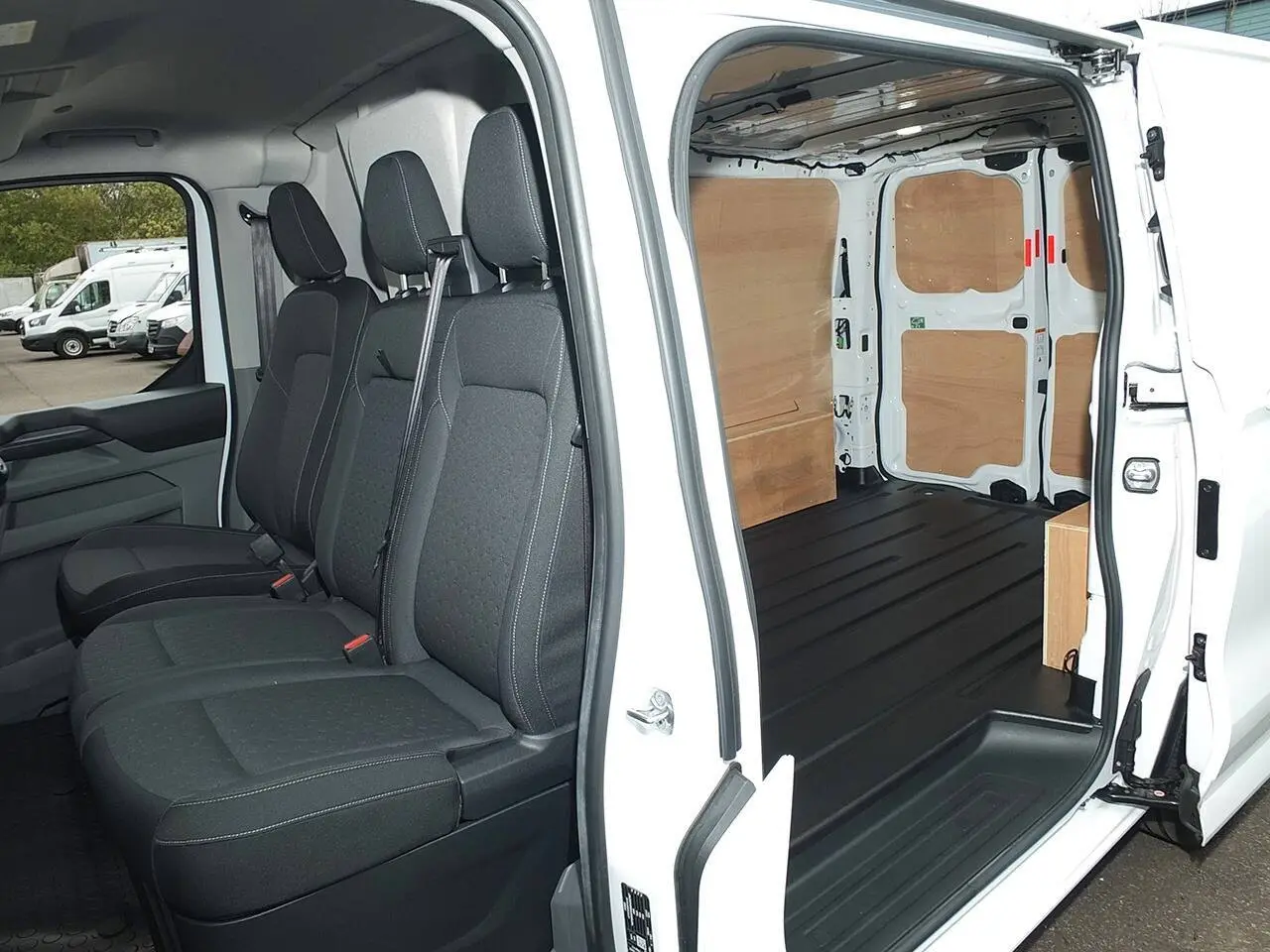 2023 Ford Transit Custom, photo 5