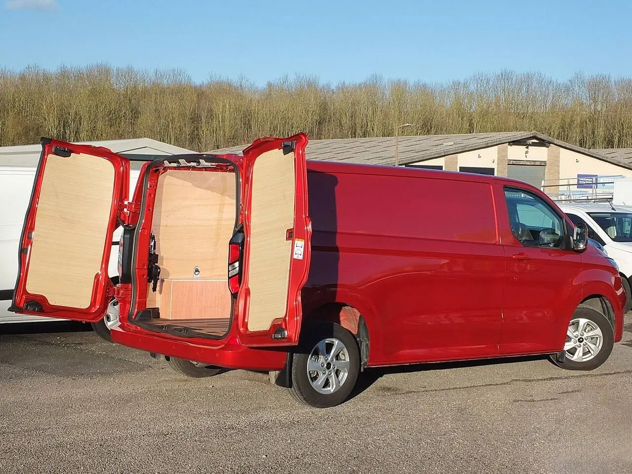 2024 Ford Transit Custom, photo 2