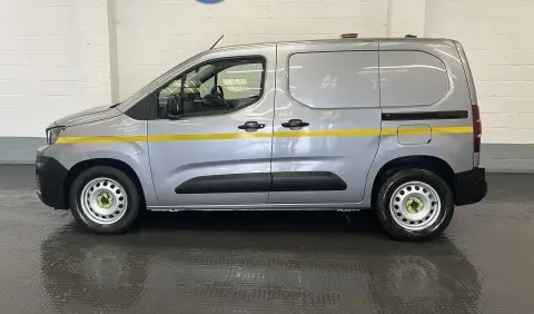 2020 Peugeot Partner