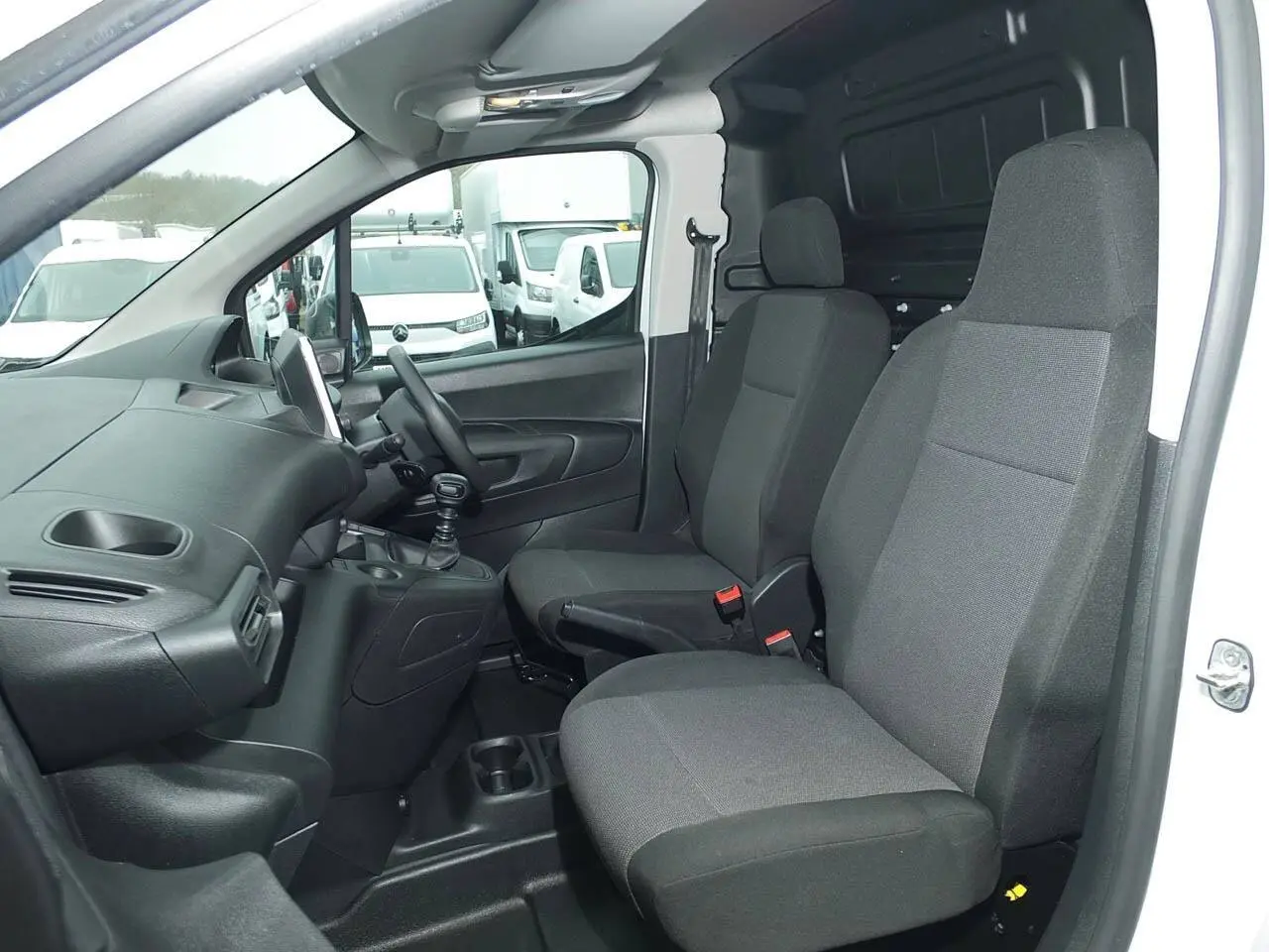 2023 Peugeot Partner, photo 6