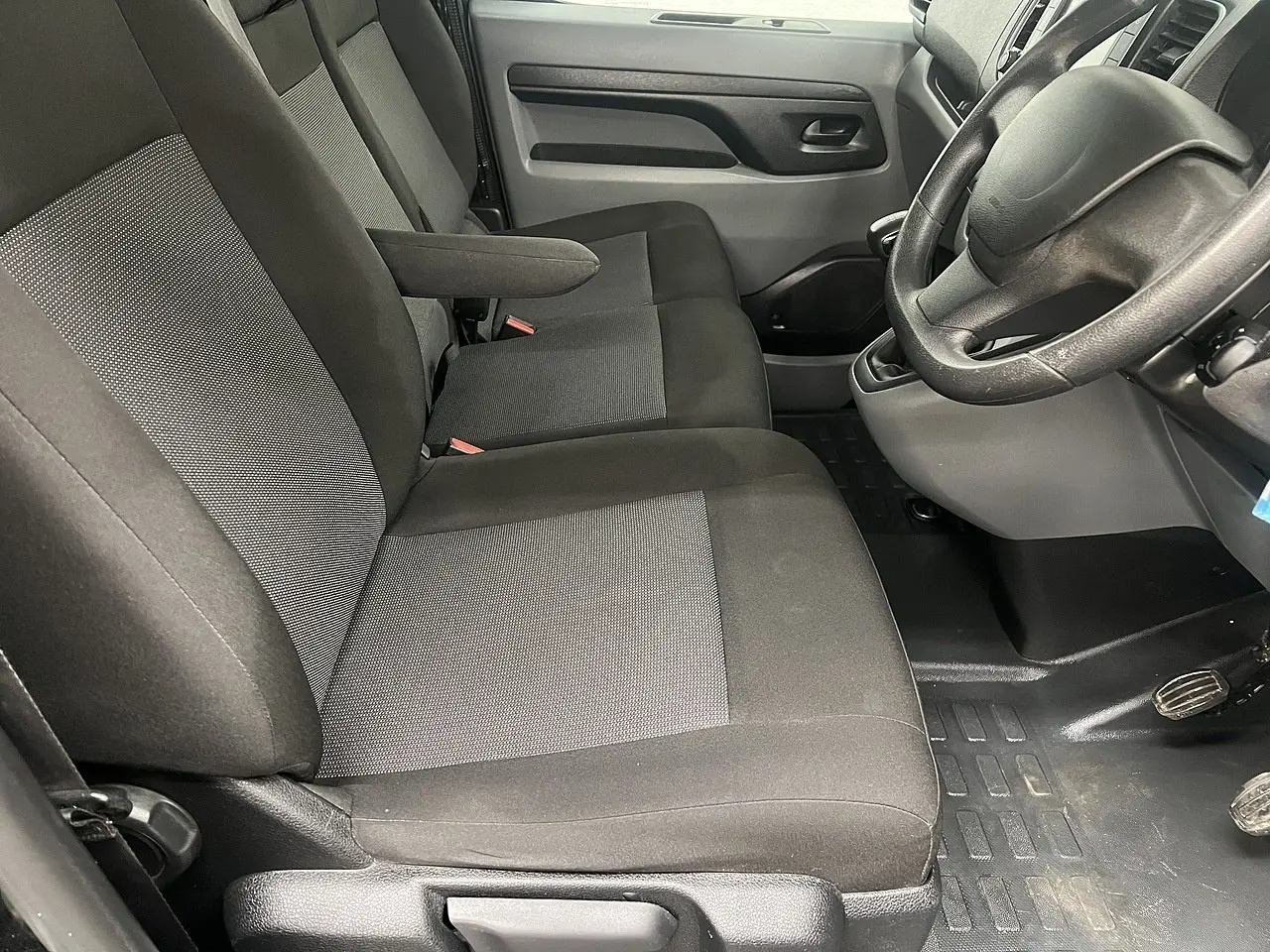 2023 Vauxhall Vivaro, photo 6