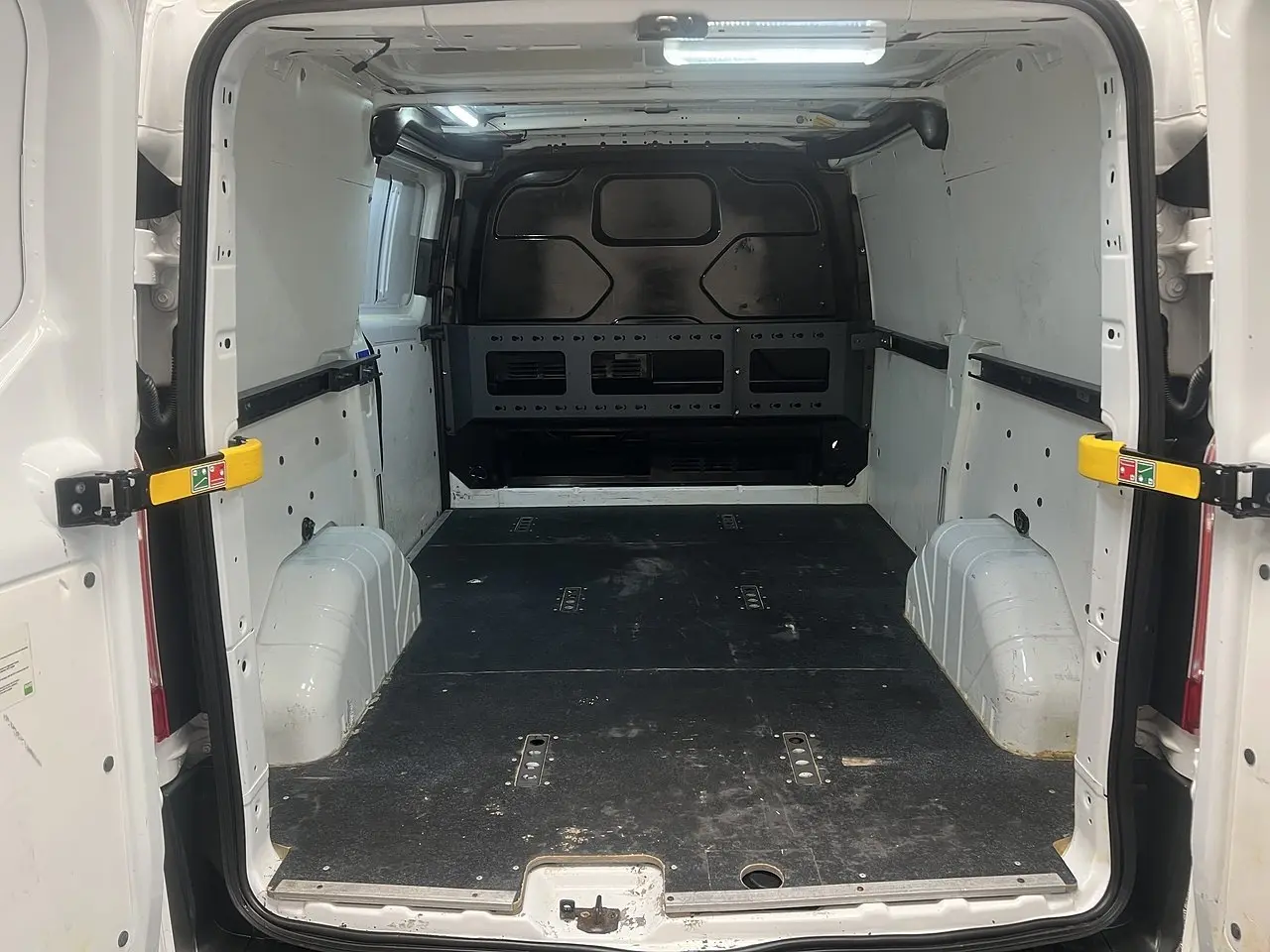 2021 Ford Transit Custom, photo 2