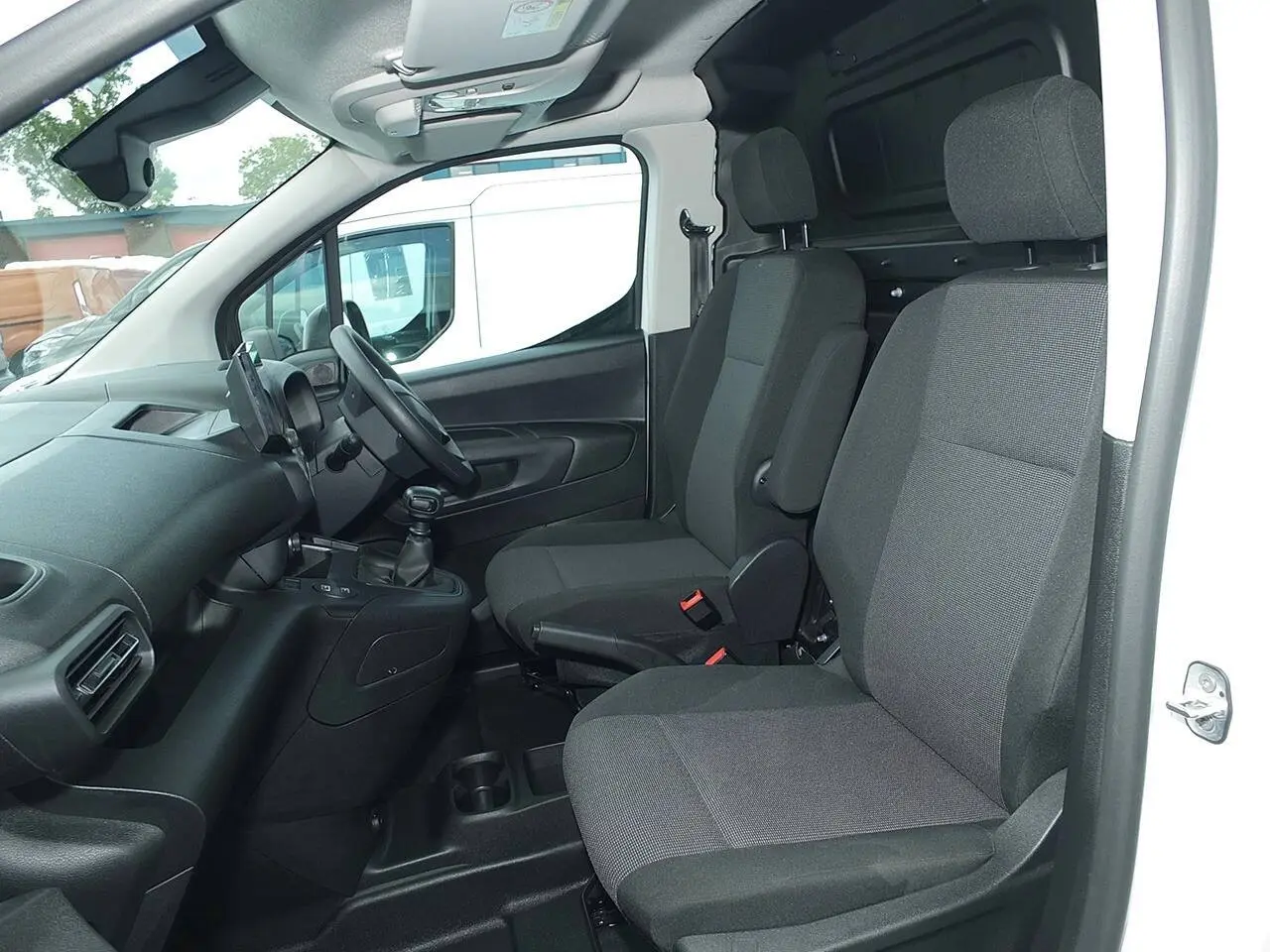 2024 Vauxhall Combo, photo 7