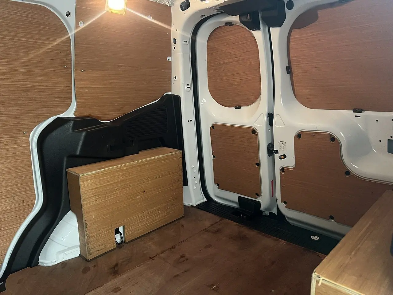 2022 Ford Transit Courier, photo 2