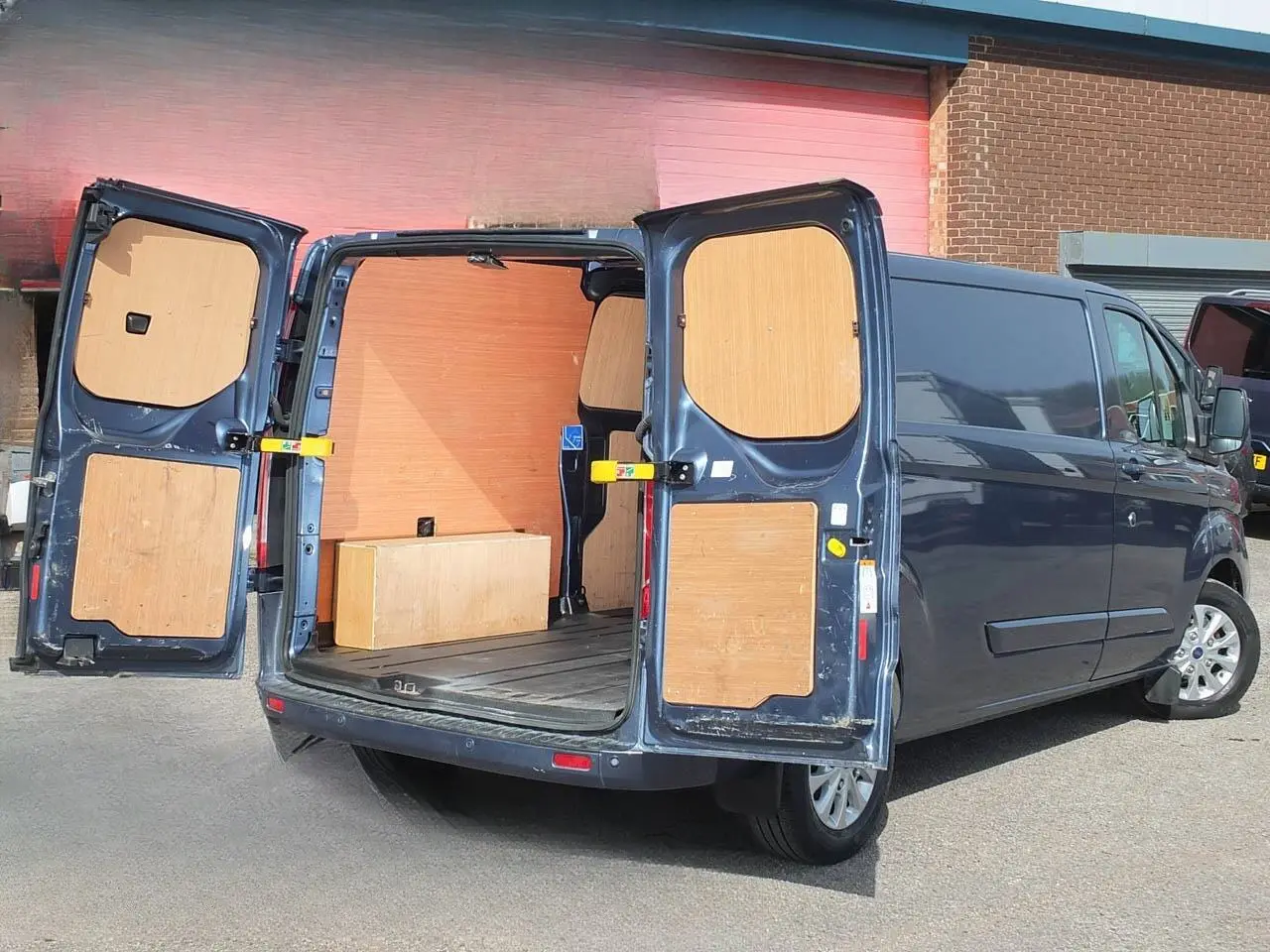 2023 Ford Transit Custom, photo 3