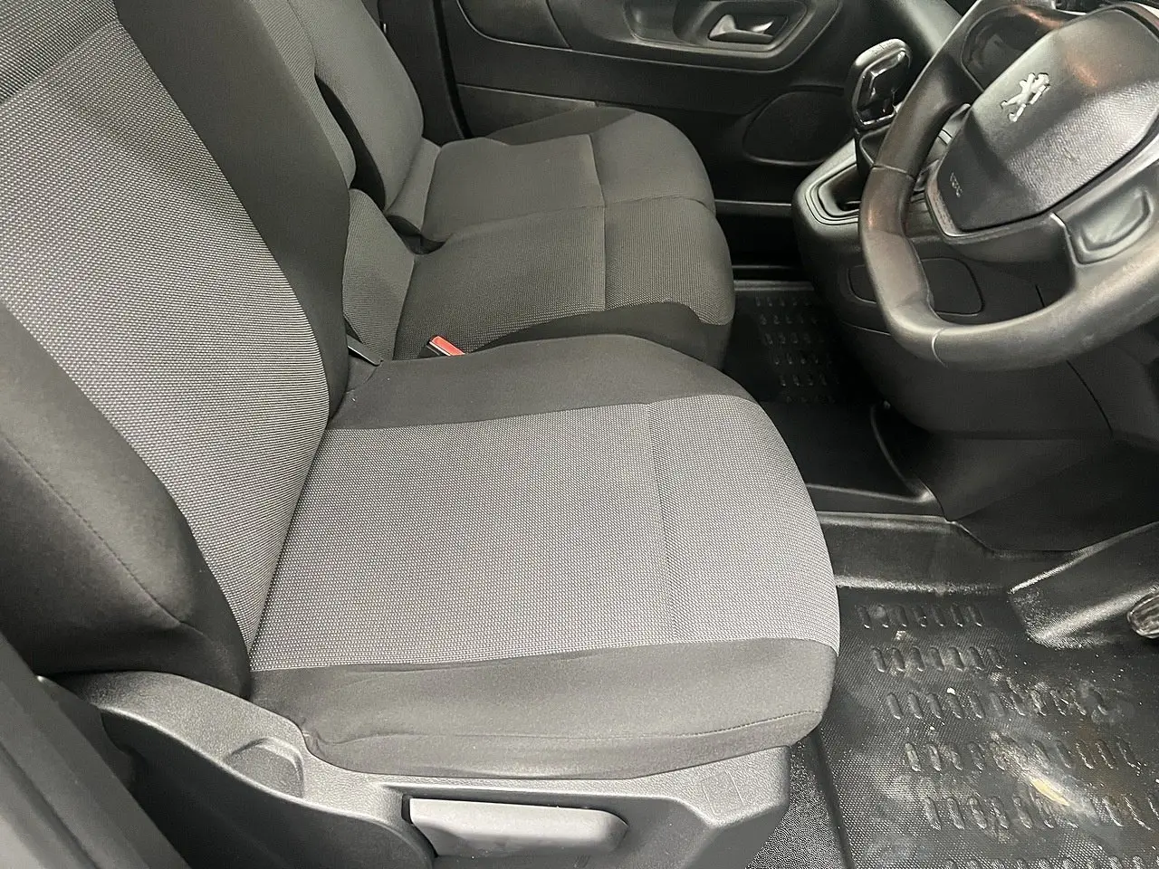 2020 Peugeot Partner, photo 6