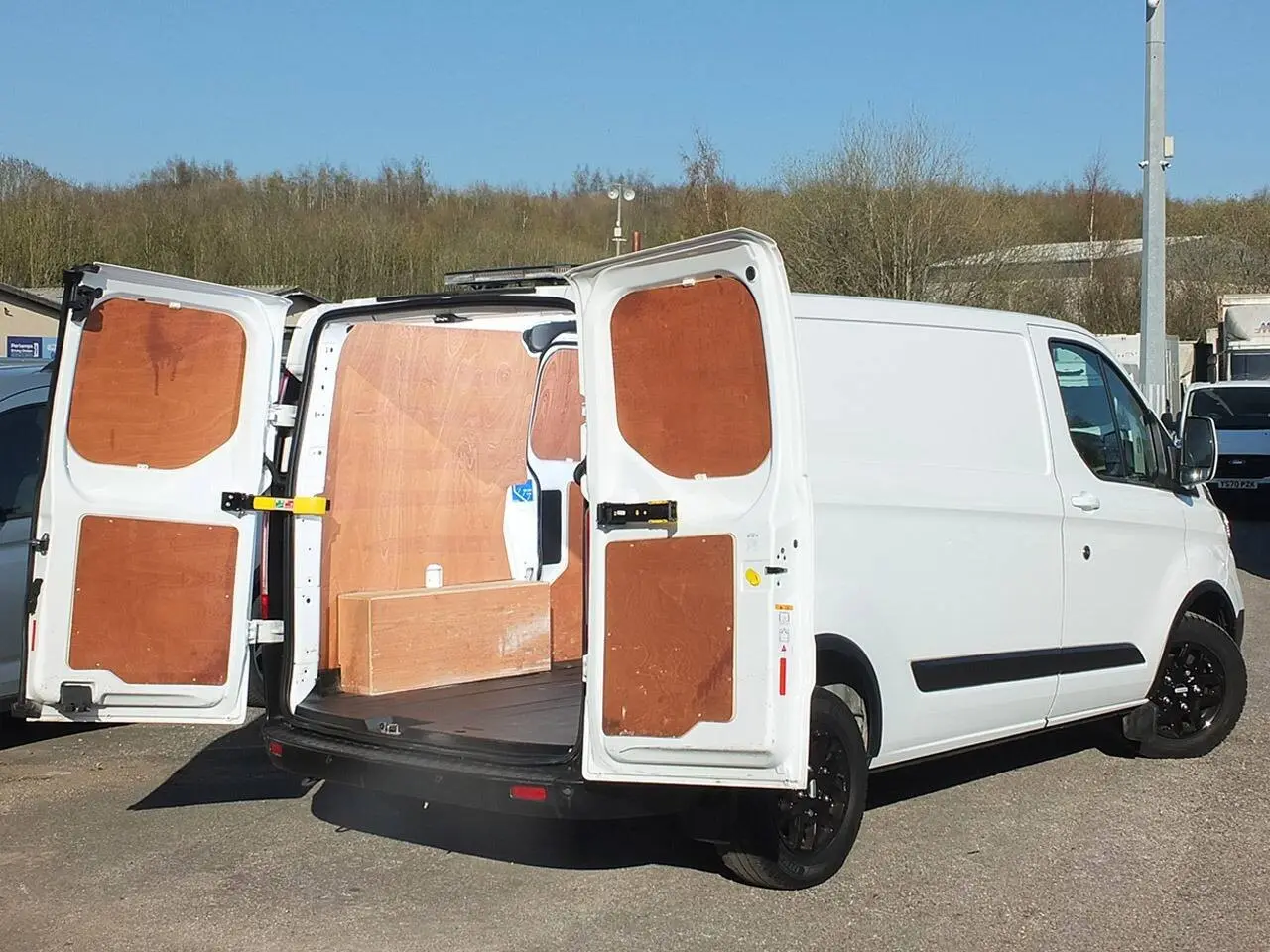 2021 Ford Transit Custom, photo 2