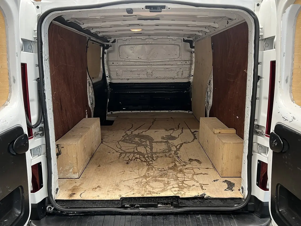 2023 Renault Trafic, photo 2