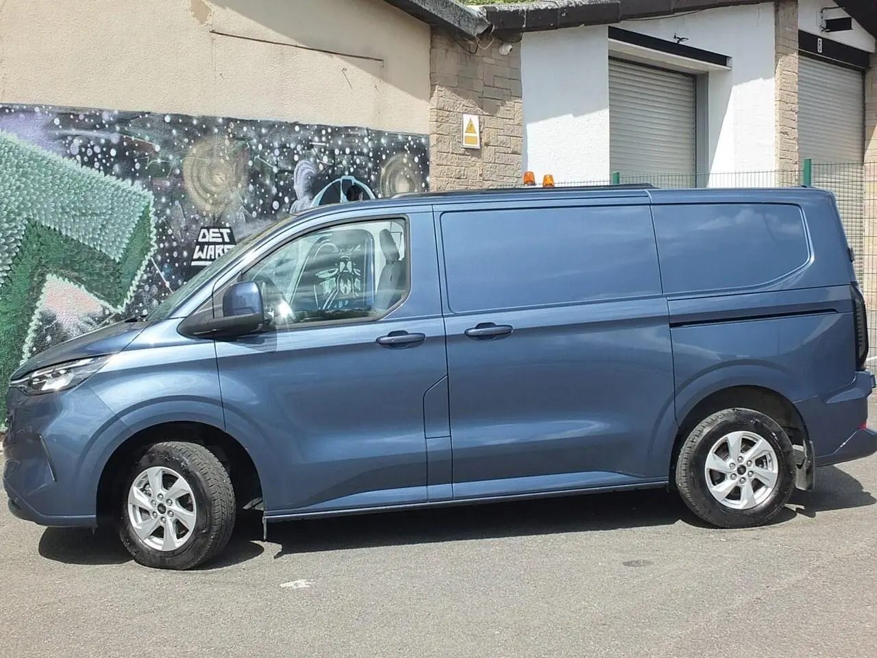 2024 Ford Transit Custom