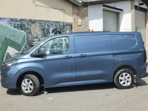 2024 Ford Transit Custom