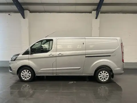 2023 Ford Transit Custom