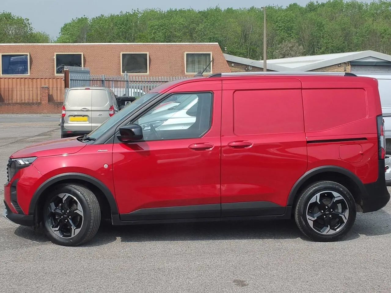 2025 Ford Transit Courier