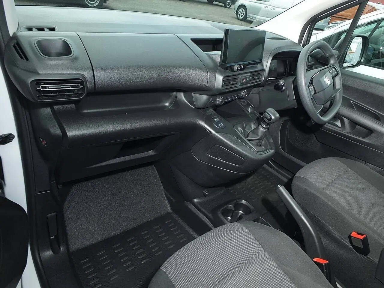 2024 Vauxhall Combo, photo 6