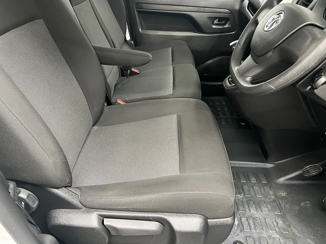 2023 Vauxhall Vivaro, photo 6
