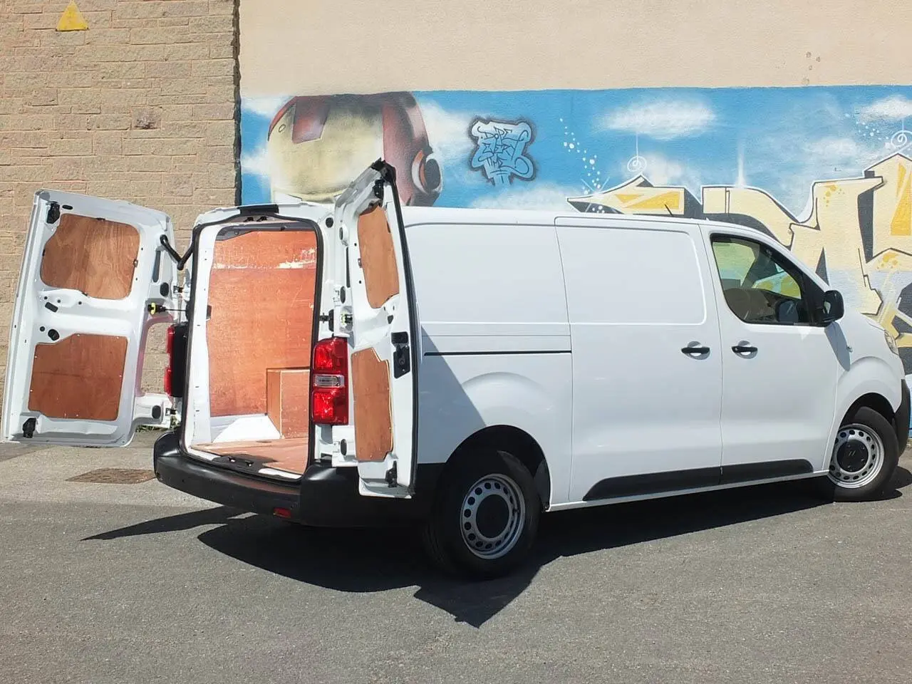 2020 Citroen Dispatch, photo 3