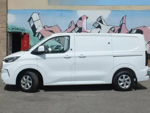 2024 Ford Transit Custom