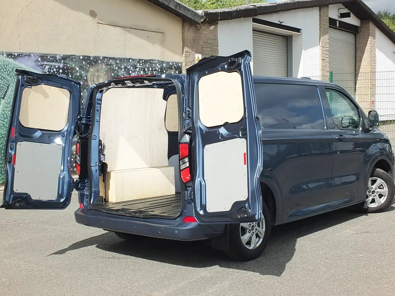 2024 Ford Transit Custom, photo 3