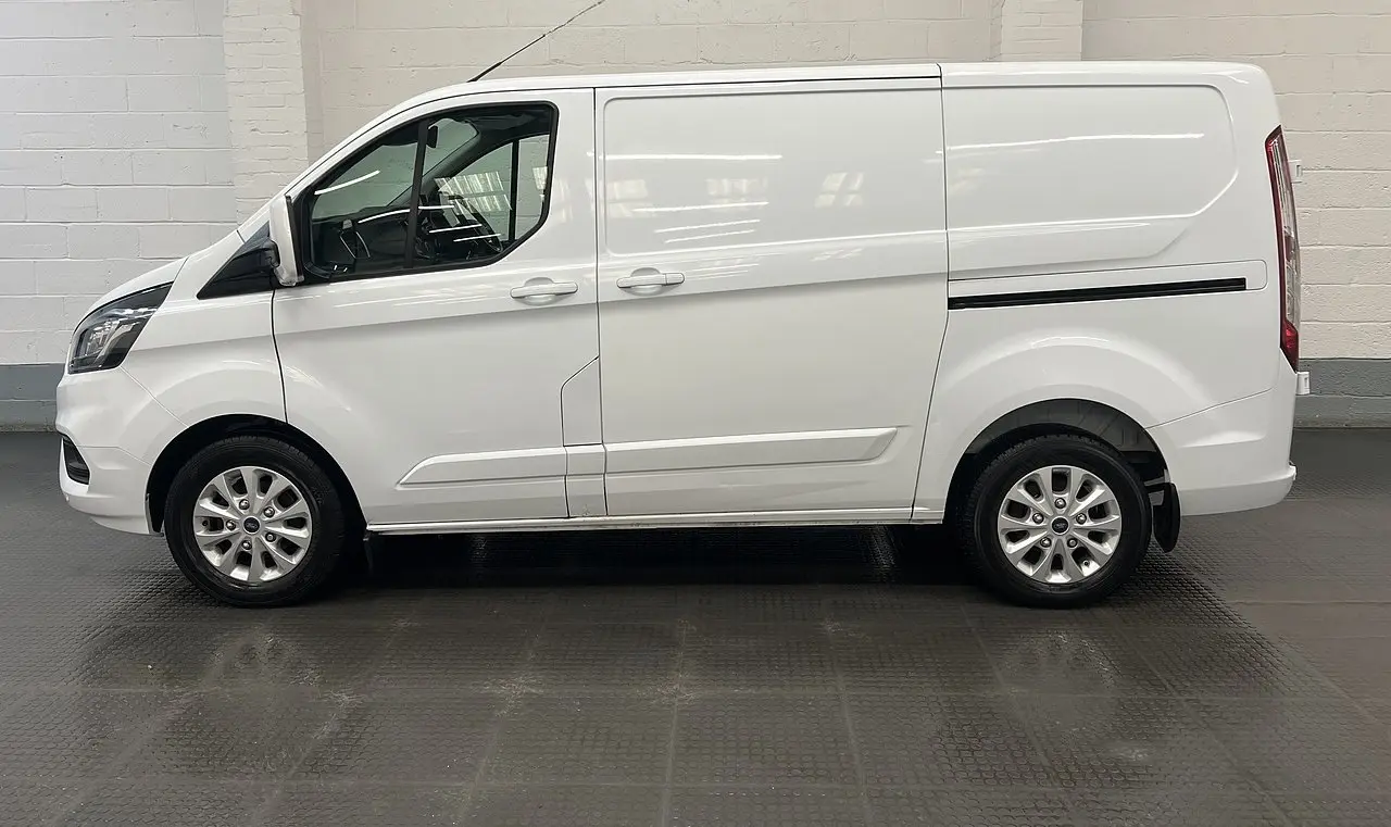 2023 Ford Transit Custom