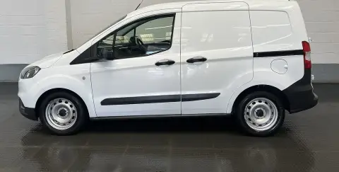 2022 Ford Transit Courier