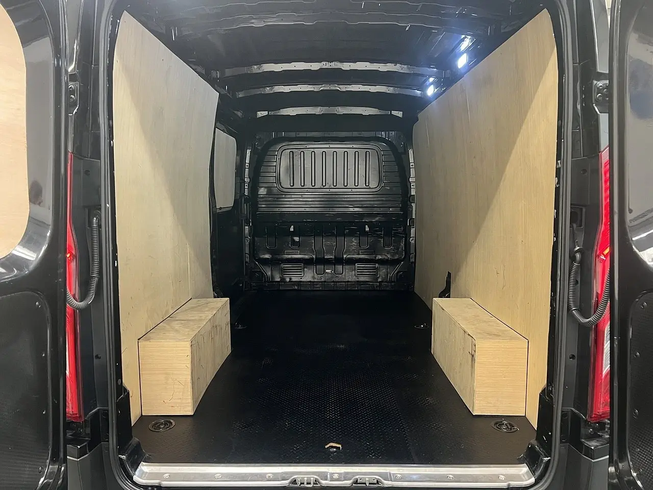 2023 Maxus Deliver 9, photo 3