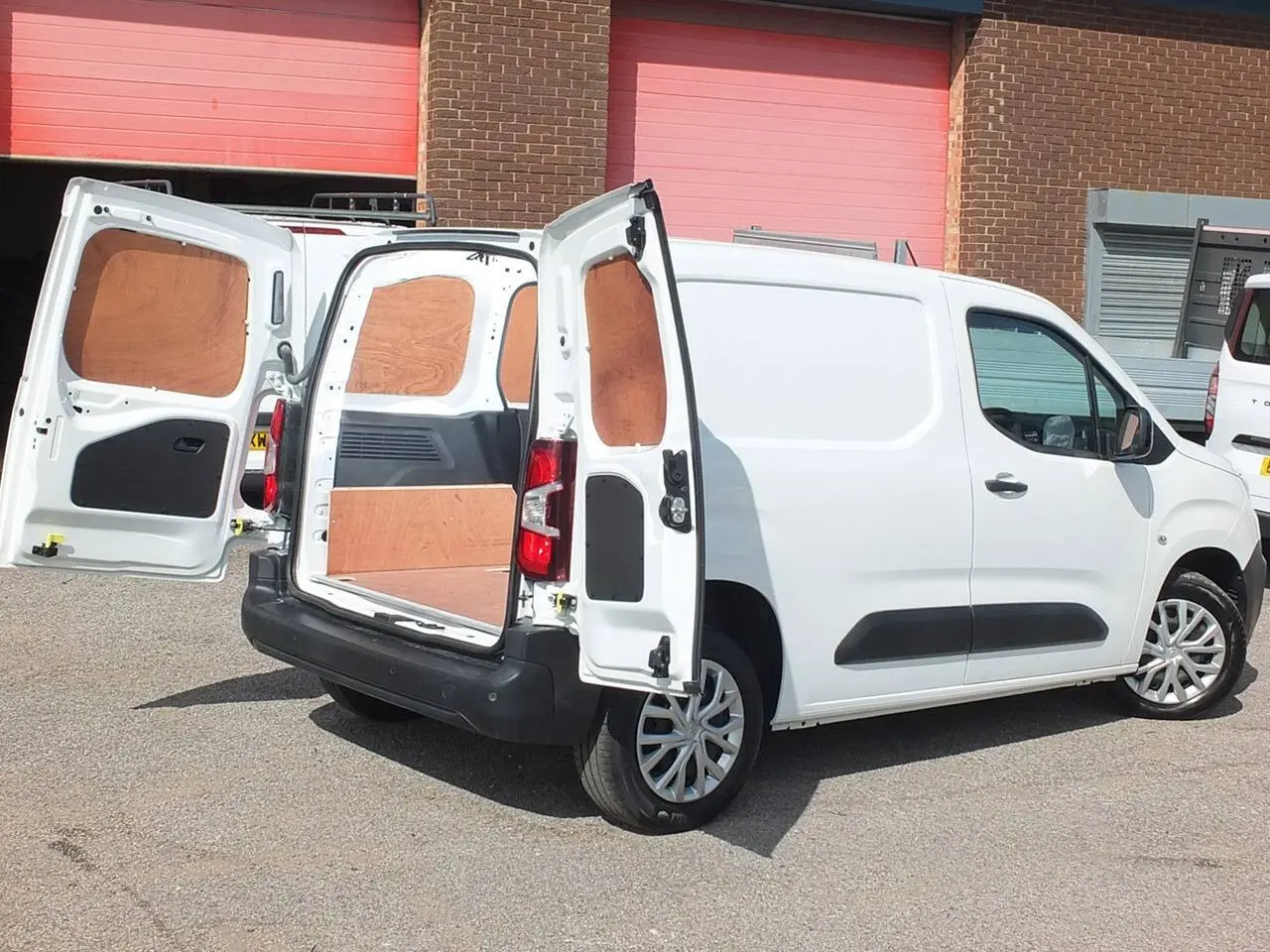 2022 Citroen Berlingo, photo 2