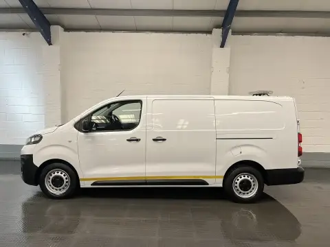 2022 Vauxhall Vivaro