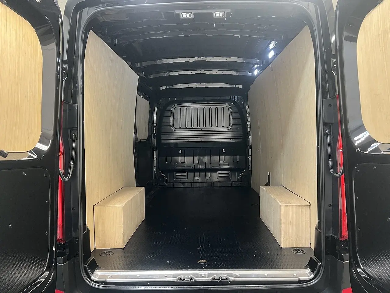 2023 Maxus Deliver 9, photo 3