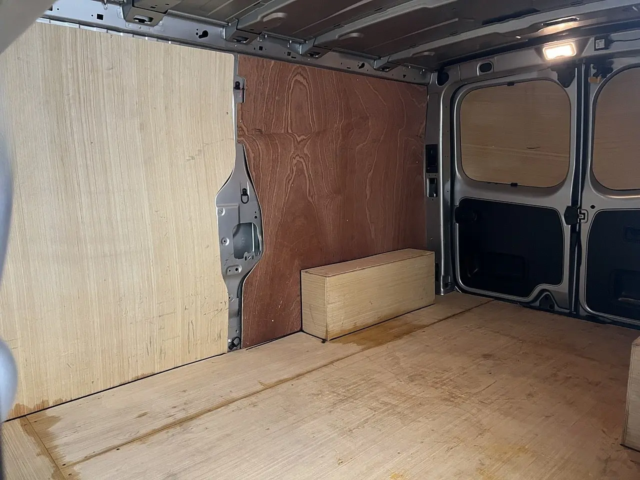 2023 Renault Trafic, photo 2