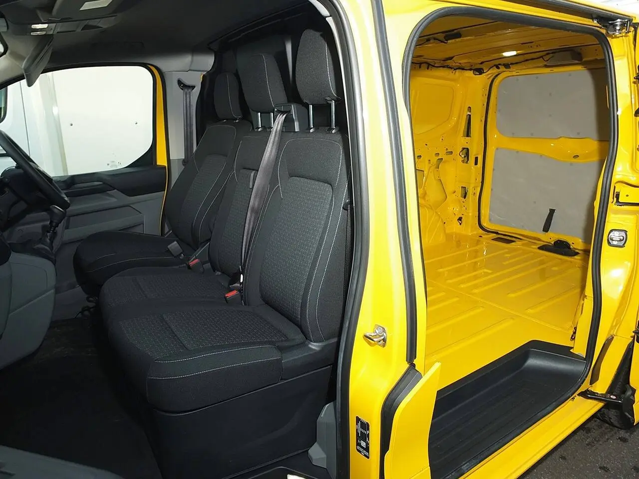 2025 Ford Transit Custom, photo 5