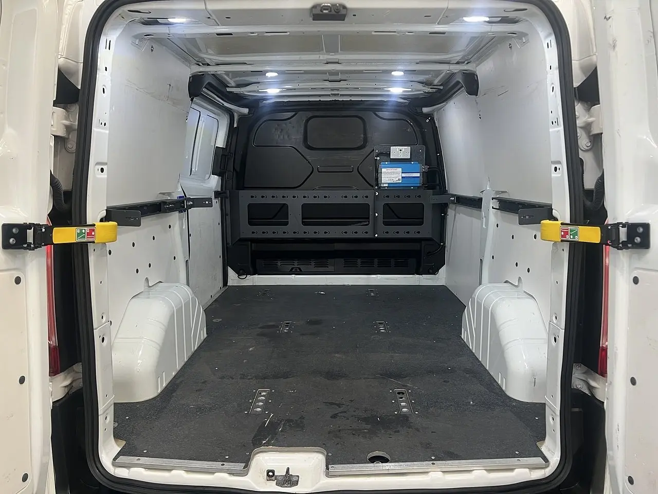 2021 Ford Transit Custom, photo 3