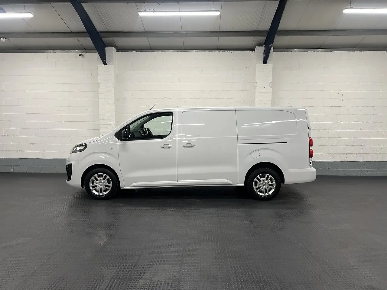 2023 Vauxhall Vivaro