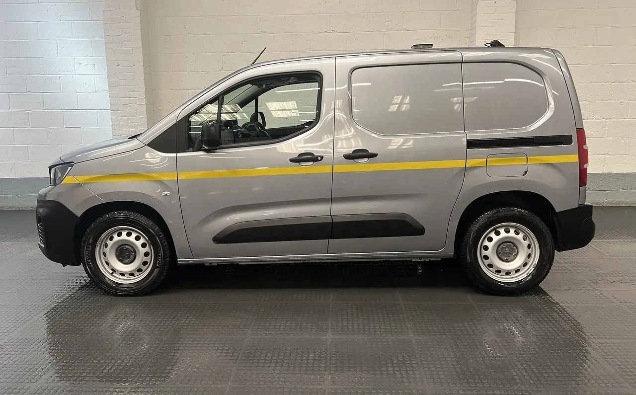 2020 Peugeot Partner