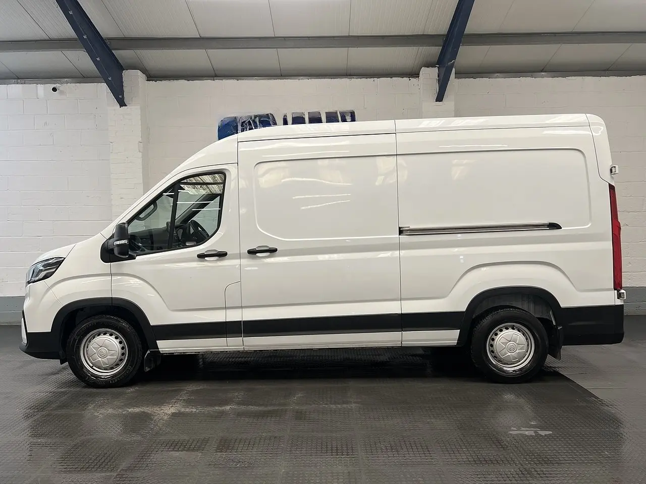 2023 Maxus Deliver 9