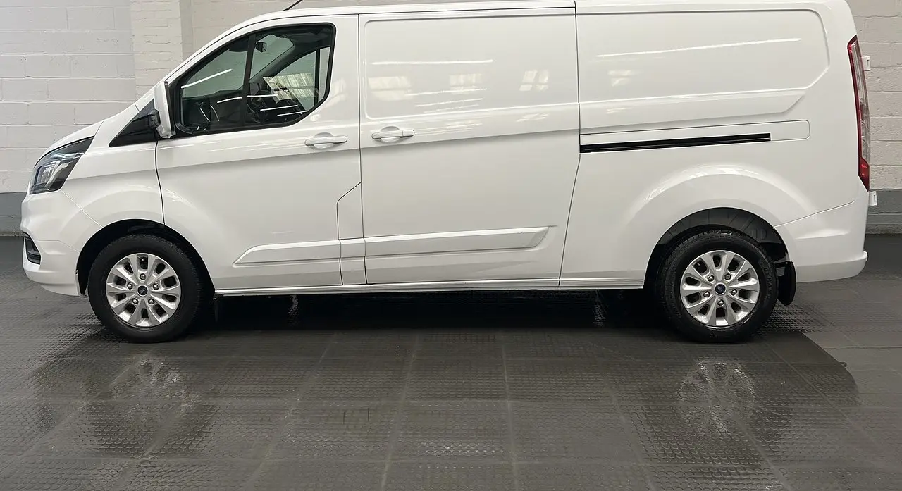 2023 Ford Transit Custom