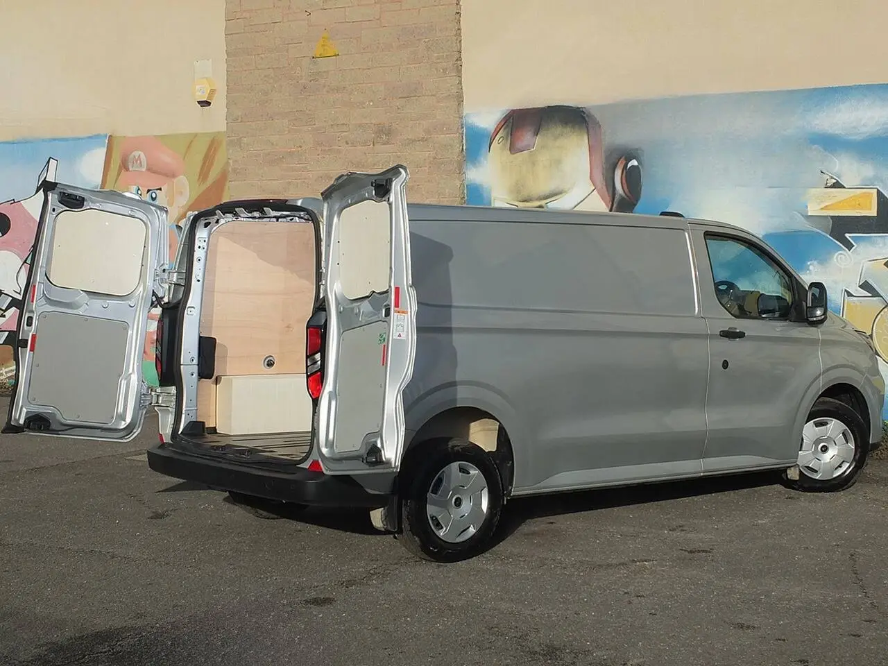 2024 Ford Transit Custom, photo 2