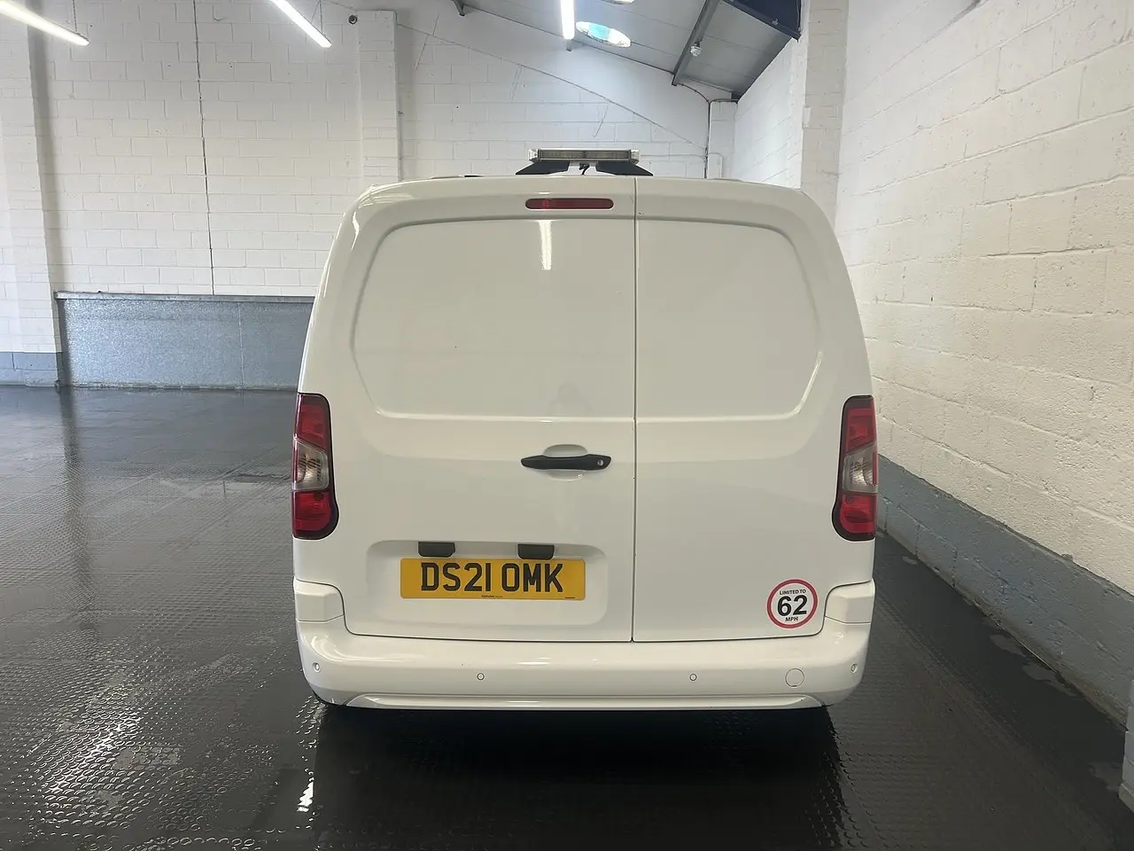 2021 Vauxhall Combo, photo 4